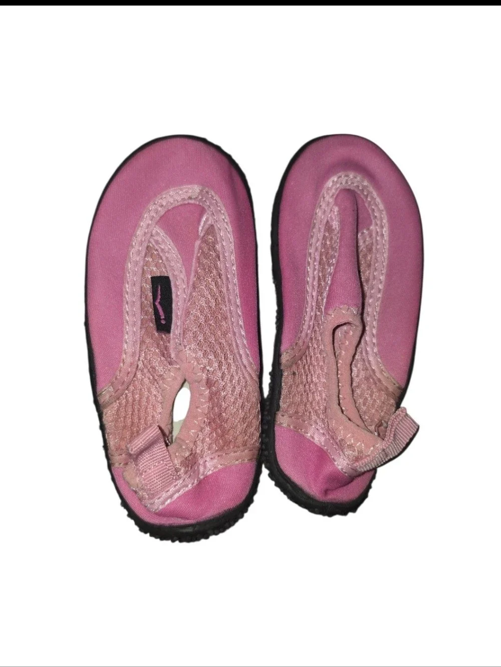 8/1/2.Girls Hi Wave Pink Water Shoes(PRICE IS FIRM IF YOUR JUST BUYING THIS ITEM